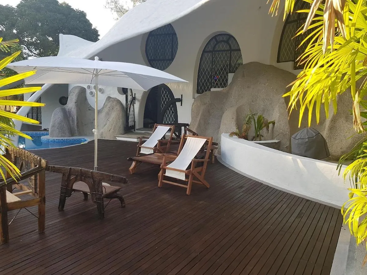 Brown Sugar Lodge Beau Vallon