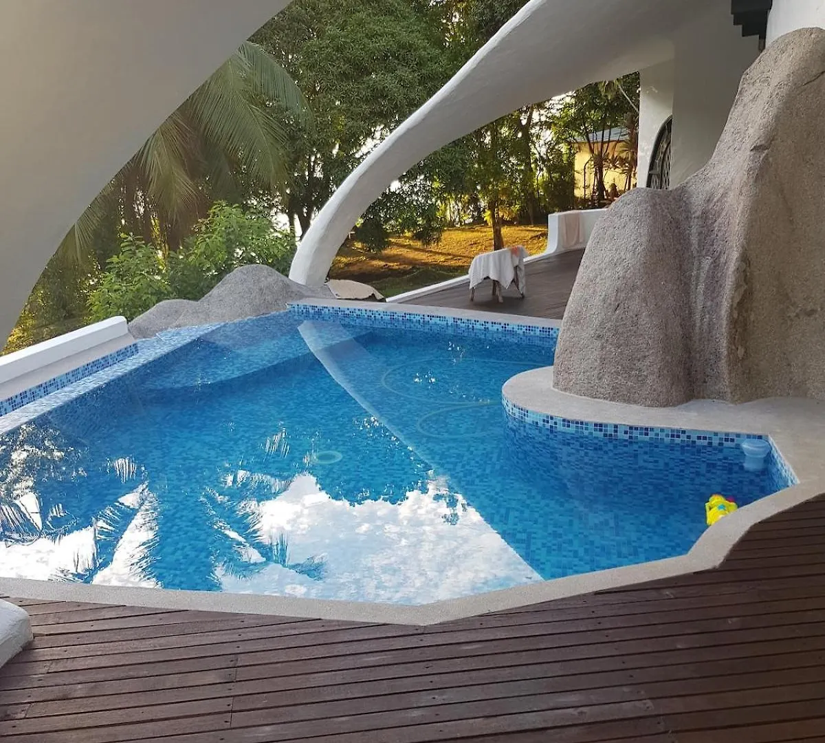 Brown Sugar Lodge 보발롱 0*,  세이셸